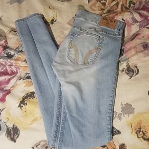 Hollister skinny jeans